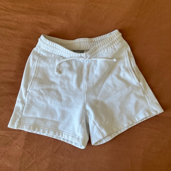 Cozy Fleece Boyfriend Mid-Thigh Short - Picture 3 of 3